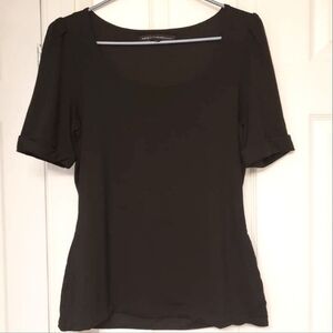 ⭐️WHITE HOUSE BLACK MARKET LADIES TEE in BLACK